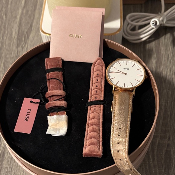 Women's Rose Gold Watch Set - Picture 5 of 5